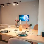 Modern Atria Urban - North Bucharest, Sector 1 Апартаменти Бухарест