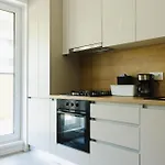Modern Atria Urban - North Bucharest, Sector 1 * בוקרשט