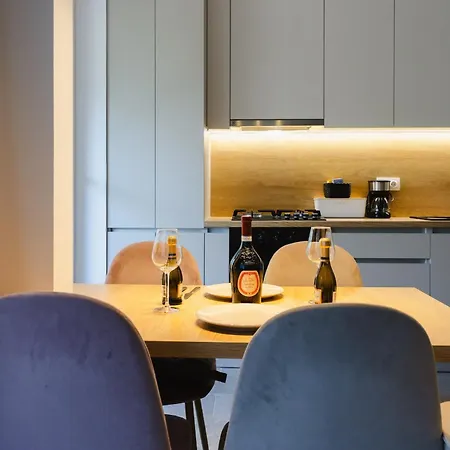 Modern Atria Urban - North Bucharest, Sector 1 Apartment